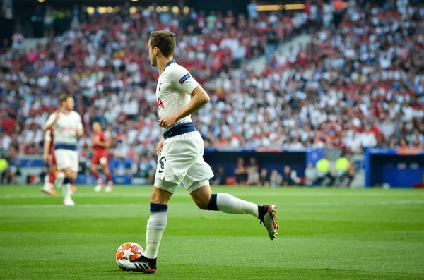 Dự đoán kết quả vòng 34 Ngoại hạng Anh mùa giải 2024/2025: Tottenham chạm chán ngôi đầu Liverpool