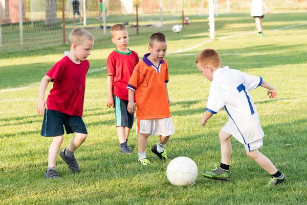 Phân tích chiến thuật tiki‑taka và phản pressing tại World Cup 2026